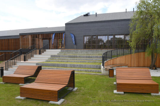 002jpg.jpg-basen przy ul. Eisenberga