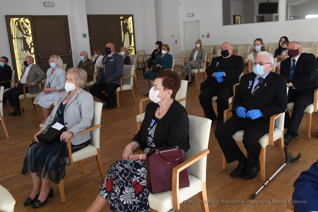 041jpg.jpg-HG  Autor: W. Majka