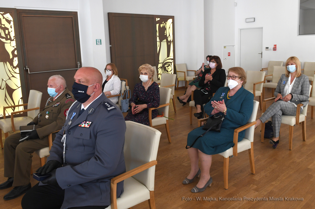 042jpg.jpg-HG  Autor: W. Majka