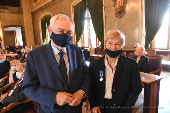 006jpg.jpg-HG - II tura