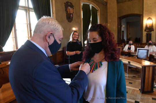 011jpg.jpg-HG - II tura