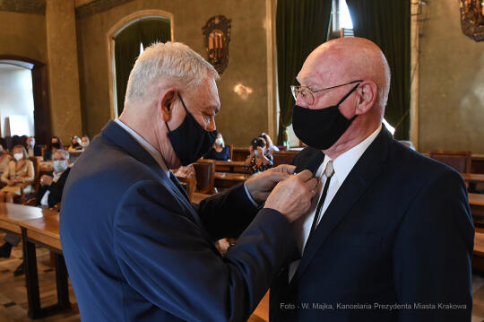 017jpg.jpg-HG - II tura