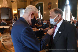 041jpg.jpg-HG - II tura