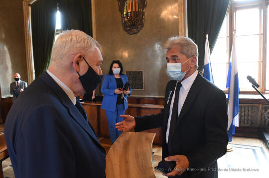 048jpg.jpg-HG - II tura