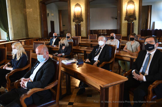 058jpg.jpg-HG - III tura