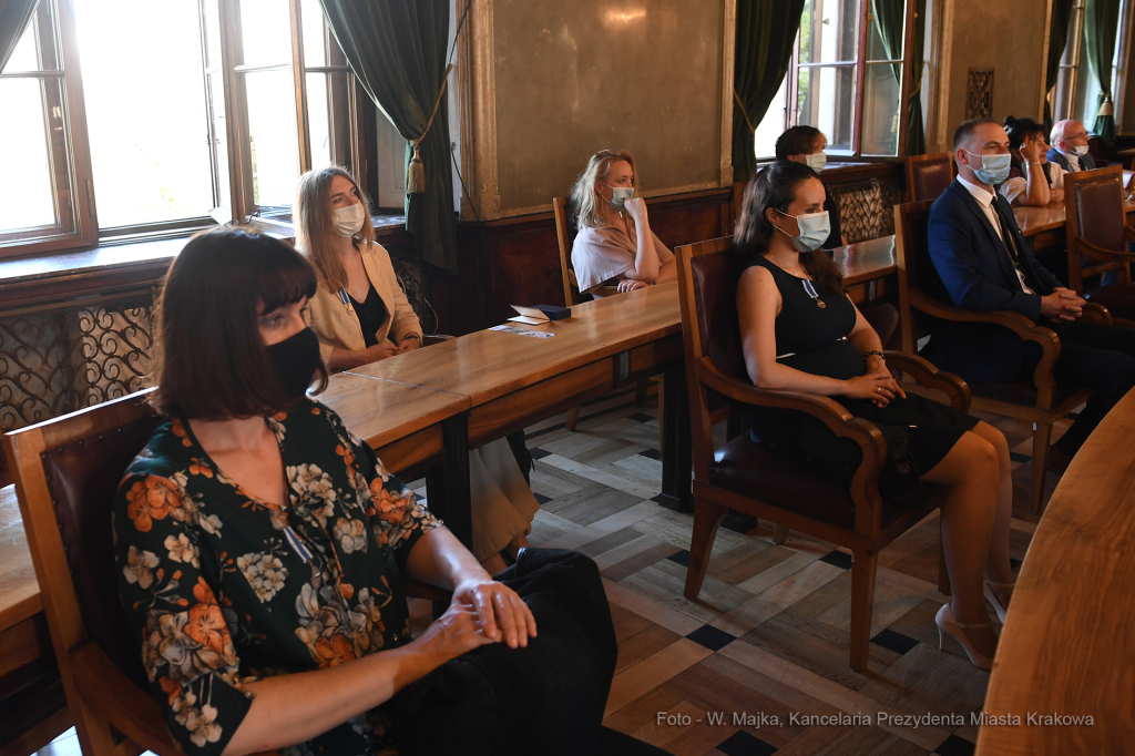 060jpg.jpg-HG - III tura  Autor: W. Majka