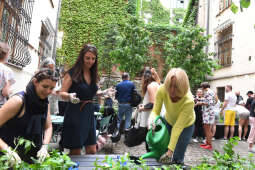 013jpg.jpg-Otwarcie ogrodu społecznego