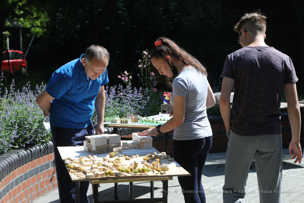 bs_210609_3298.jpg-Makiety, Dąsal  Autor: B. Świerzowski