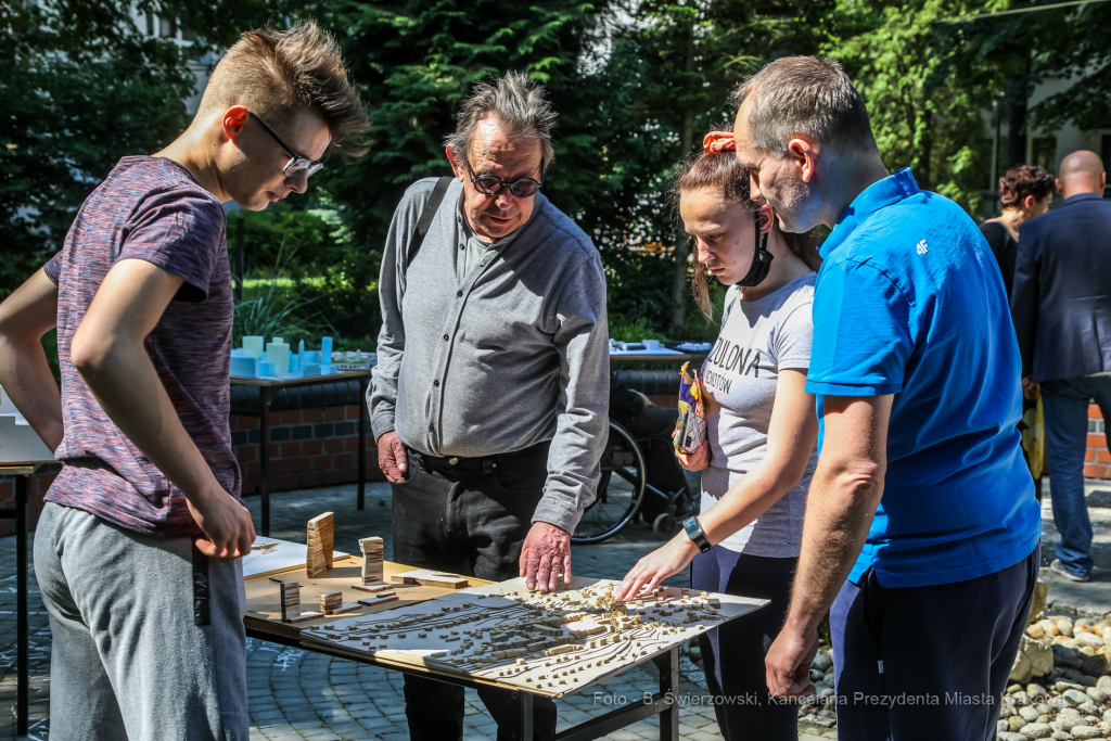 bs_210609_3306.jpg-Makiety, Dąsal  Autor: B. Świerzowski