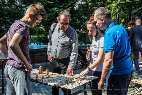 bs_210609_3306.jpg-Makiety, Dąsal