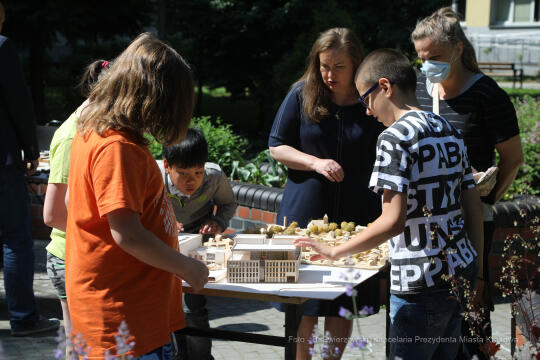 bs_210609_3313.jpg-Makiety, Dąsal