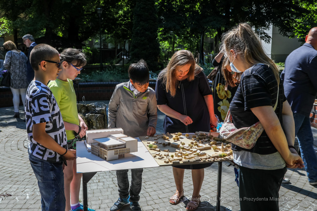 bs_210609_3316.jpg-Makiety, Dąsal  Autor: B. Świerzowski