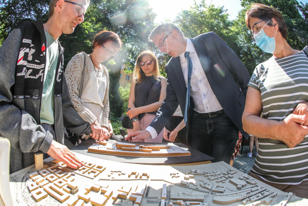 bs_210609_3370.jpg-Makiety, Dąsal  Autor: B. Świerzowski