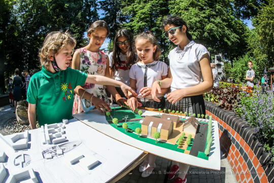 bs_210609_3378.jpg-Makiety, Dąsal