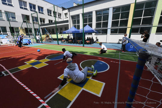 030jpg.jpg-Boisko przy ul. Tynieckierj