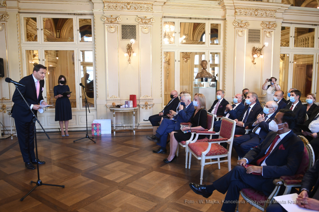 003jpg.jpg-Otwarcie Konsulatu Peru  Autor: W. Majka