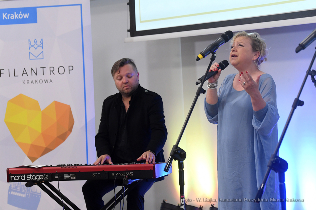 022jpg.jpg-Filantrop  Autor: W. Majka