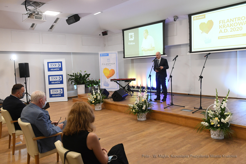 033jpg.jpg-Filantrop  Autor: W. Majka