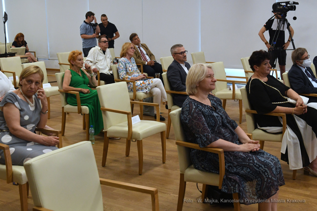 044jpg.jpg-Filantrop  Autor: W. Majka