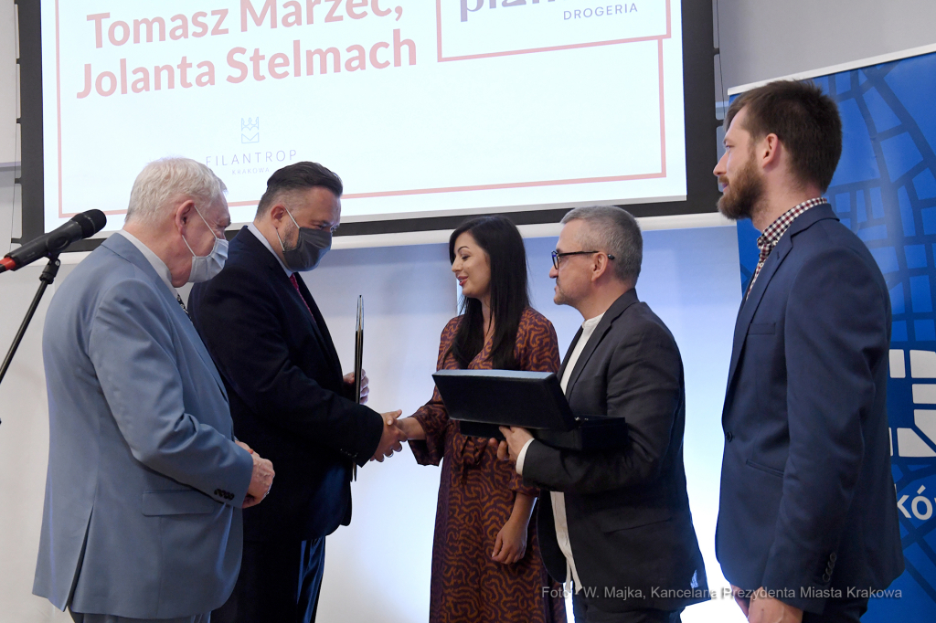 099jpg.jpg-Filantrop  Autor: W. Majka