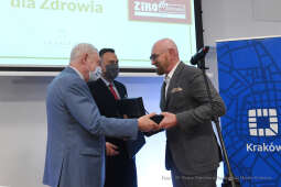 1212jpg.jpg-Filantrop