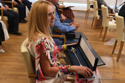 2121jpg.jpg-Filantrop