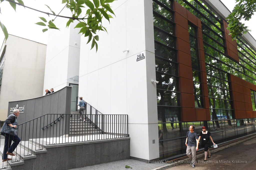 022jpg.jpg-Dom Utopii  Autor: W. Majka