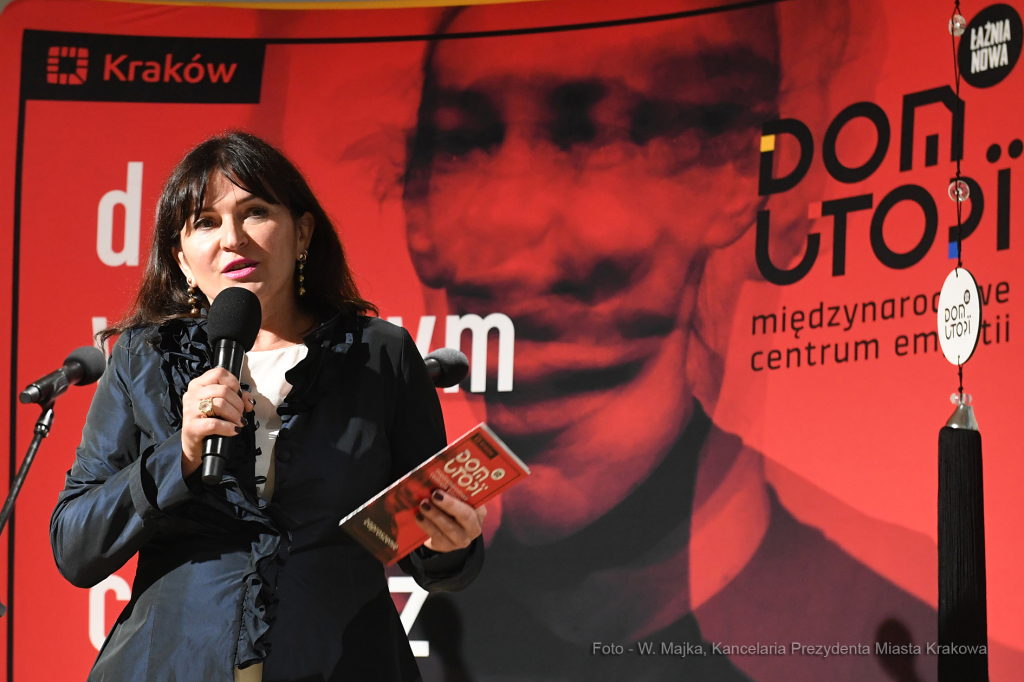 066jpg.jpg-Dom Utopii  Autor: W. Majka