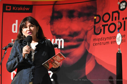 066jpg.jpg-Dom Utopii