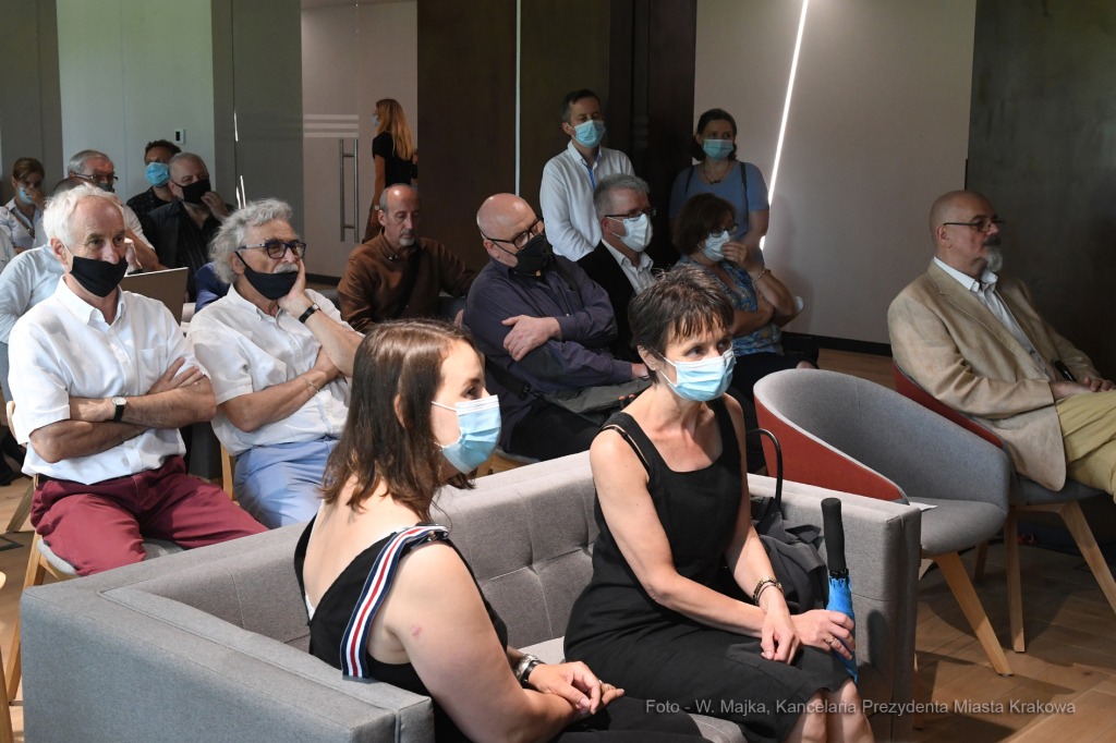 088jpg.jpg-Dom Utopii  Autor: W. Majka