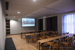 2020jpg.jpg-Dom Utopii