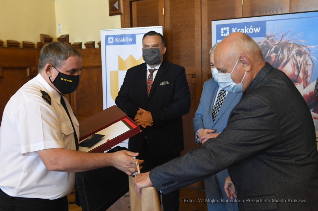 1111jpg.jpg-Bezpieczny Kraków  Autor: W. Majka