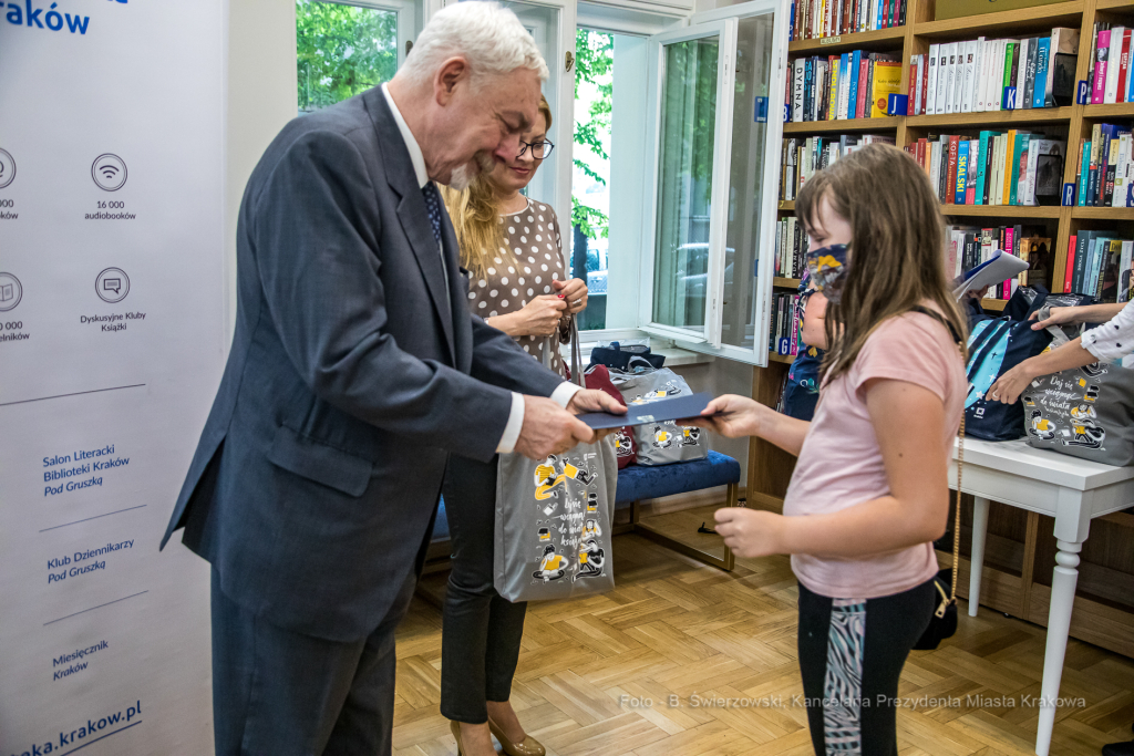 bs-czerwca 26, 2021-jg1_210626_202a6030.jpg-Piknik Literacki, Biblioteka Kraków, Majchrowski  Autor: B. Świerzowski