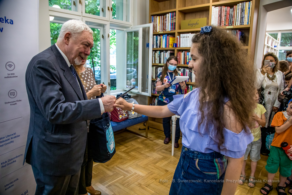 bs-czerwca 26, 2021-jg1_210626_202a6059.jpg-Piknik Literacki, Biblioteka Kraków, Majchrowski  Autor: B. Świerzowski