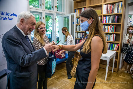 bs-czerwca 26, 2021-jg1_210626_202a6097.jpg-Piknik Literacki, Biblioteka Kraków, Majchrowski