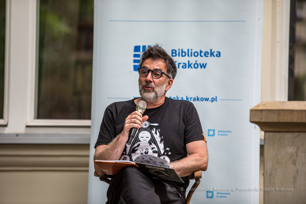 bs-czerwca 26, 2021-jg1_210626_202a6475.jpg-Piknik Literacki, Biblioteka Kraków, Majchrowski  Autor: B. Świerzowski
