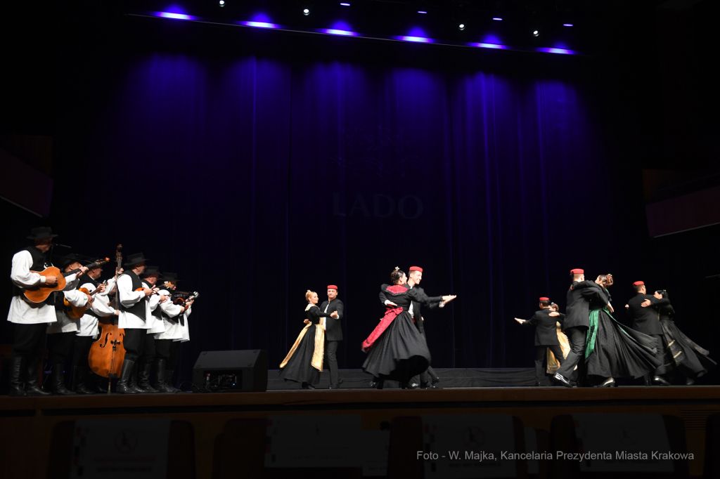 1111jpg.jpg-koncert charytatywny zespołu Lado z Chorwacji  Autor: W. Majka