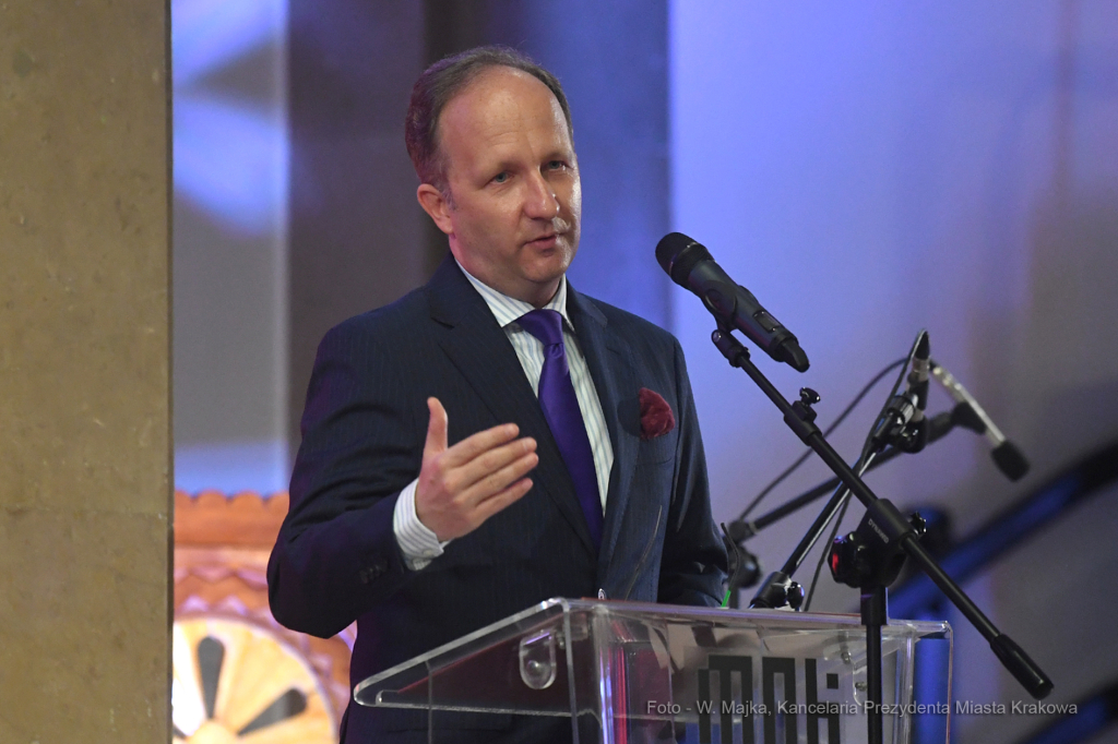 022jpg.jpg-Wystawa „Polskie style narodowe 1890-1918”  Autor: W. Majka