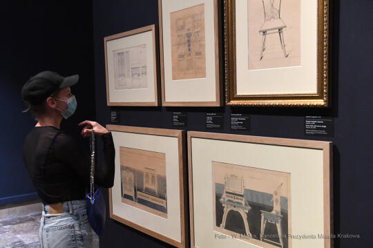 099jpg.jpg-Wystawa „Polskie style narodowe 1890-1918”