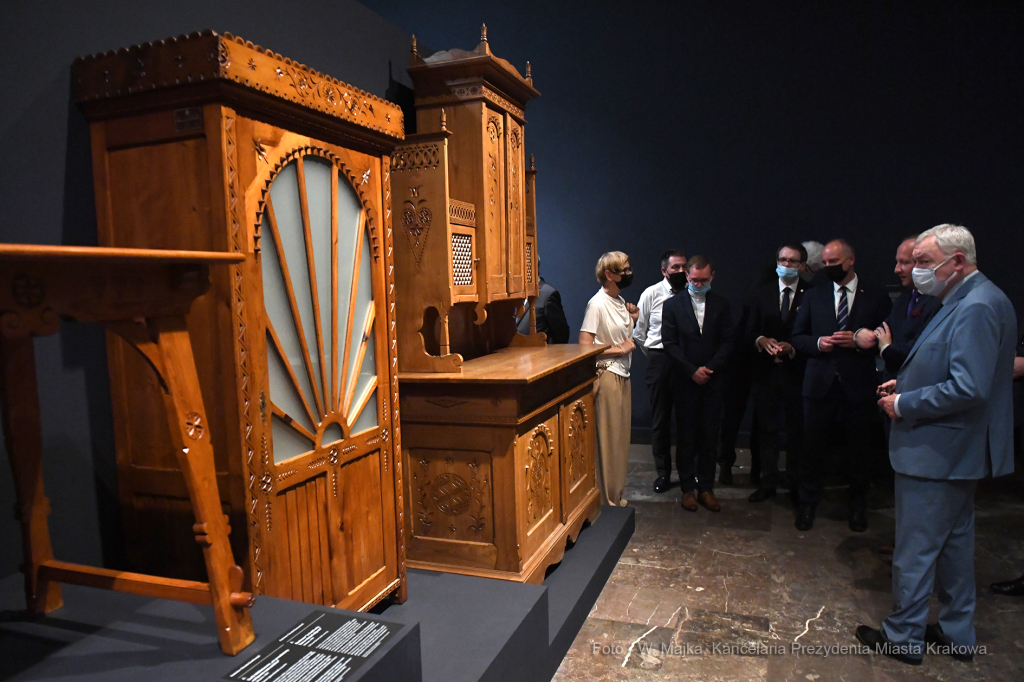 1010jpg.jpg-Wystawa „Polskie style narodowe 1890-1918”  Autor: W. Majka