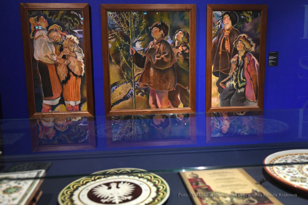 2020jpg.jpg-Wystawa „Polskie style narodowe 1890-1918”  Autor: W. Majka