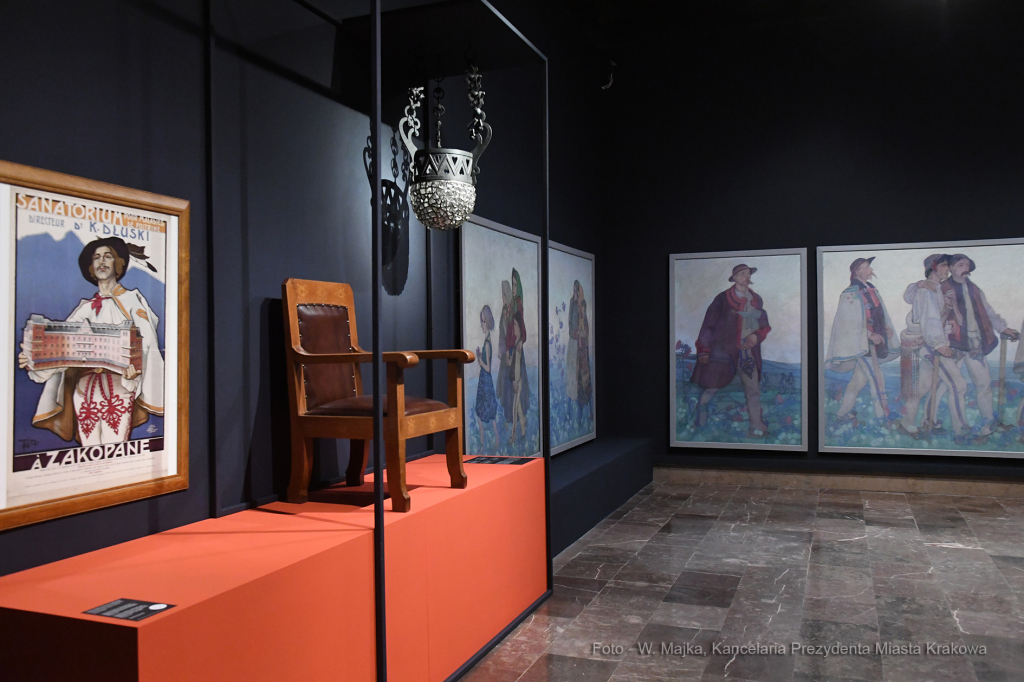 2626jpg.jpg-Wystawa „Polskie style narodowe 1890-1918”  Autor: W. Majka