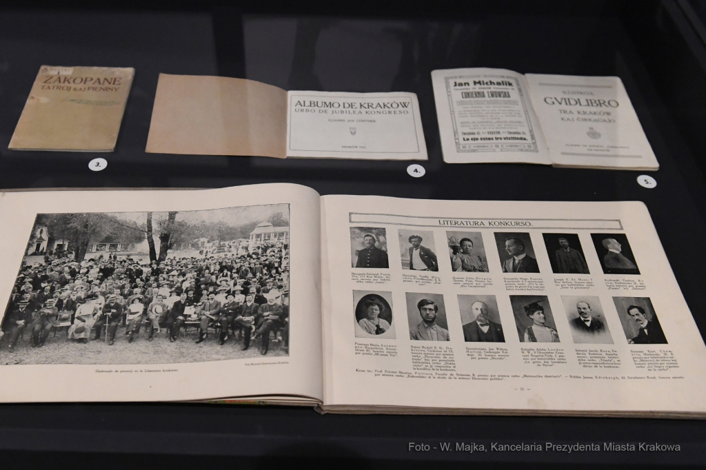 3131jpg.jpg-Wystawa „Polskie style narodowe 1890-1918”  Autor: W. Majka