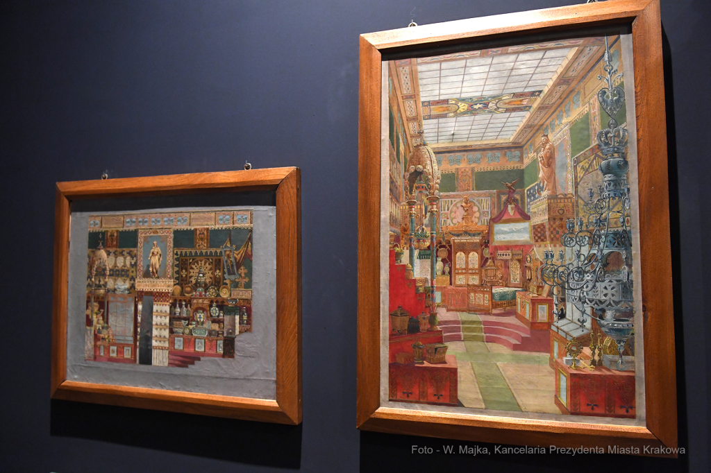 4242jpg.jpg-Wystawa „Polskie style narodowe 1890-1918”  Autor: W. Majka