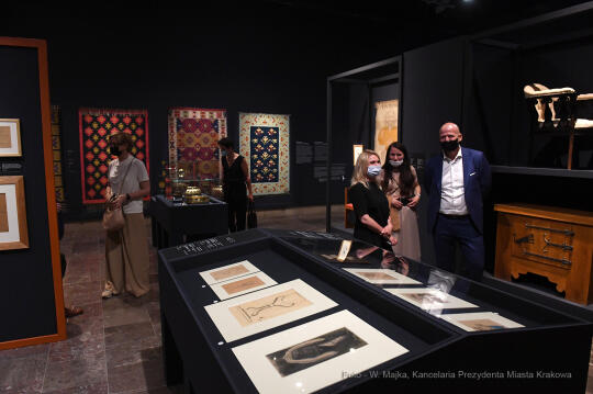 4343jpg.jpg-Wystawa „Polskie style narodowe 1890-1918”