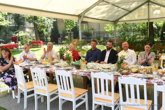 044jpg.jpg-Wizyta w DPS  na oś. Sportowym 9