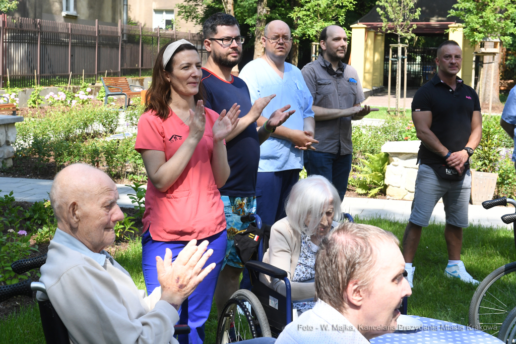 088jpg.jpg-Wizyta w DPS  na oś. Sportowym 9  Autor: W. Majka