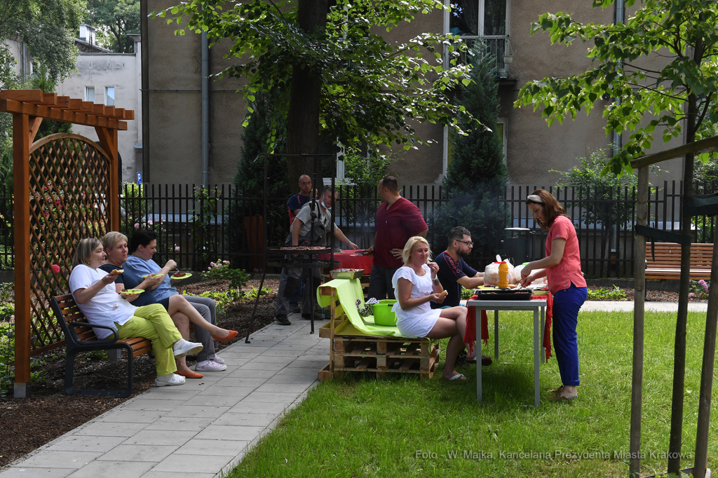 2525jpg.jpg-Wizyta w DPS  na oś. Sportowym 9  Autor: W. Majka