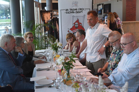 099jpg.jpg-Portrety 2020