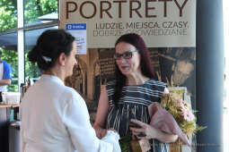 1717jpg.jpg-Portrety 2020